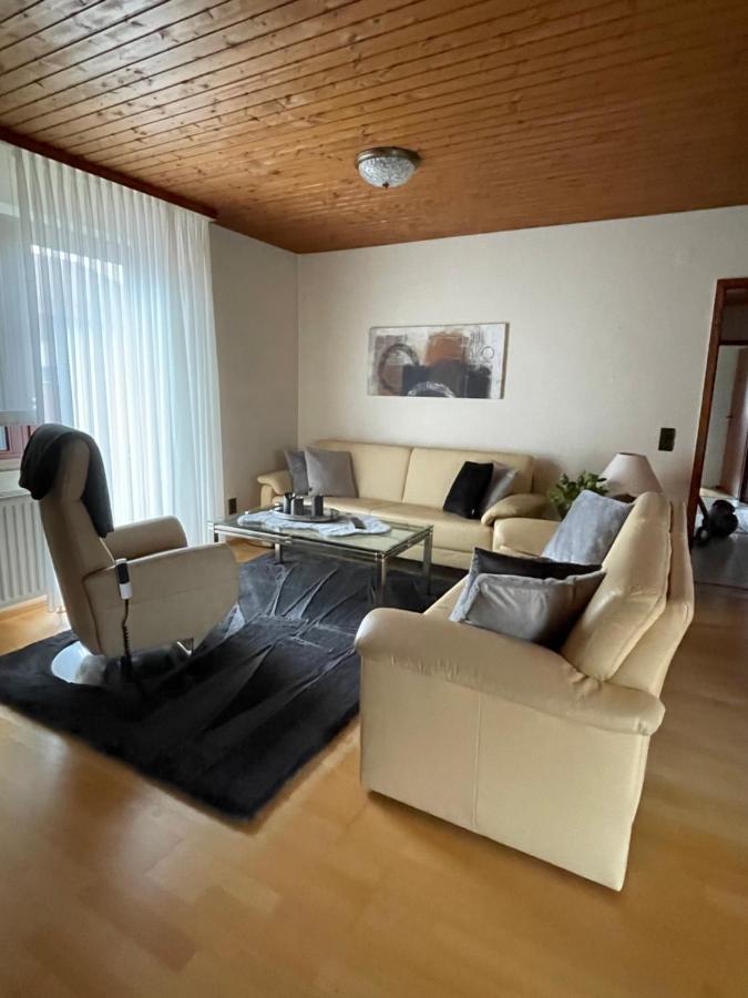 Ferienwohnung Leuchtbergblick Mit Terrasse Und Pkw Stellplatz Eschwege Esterno foto